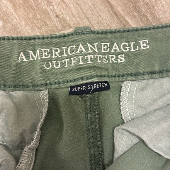 Green American Eagle Size 4 shorts - Picture 4 of 7